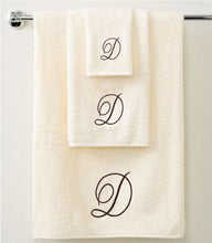 Load image into Gallery viewer, Personalised Towel Gift Set - Brown - Set of 3 QCS
