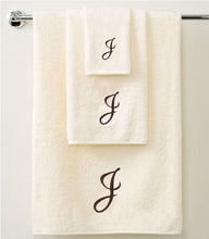 Load image into Gallery viewer, Personalised Towel Gift Set - Brown - Set of 3 QCS