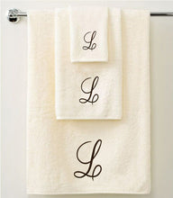 Load image into Gallery viewer, Personalised Towel Gift Set - Brown - Set of 3 QCS