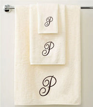 Load image into Gallery viewer, Personalised Towel Gift Set - Brown - Set of 3 QCS