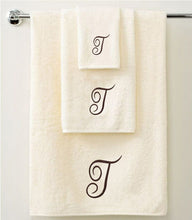 Load image into Gallery viewer, Personalised Towel Gift Set - Brown - Set of 3 QCS