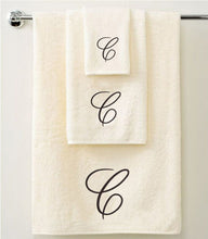 Load image into Gallery viewer, Personalised Towel Gift Set - Brown - Set of 3 QCS
